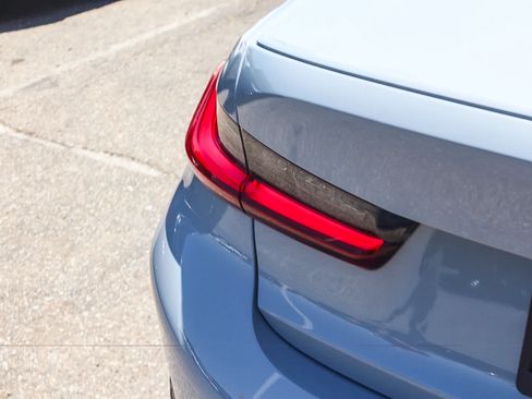Used 2026 BMW 330i Sedan w/ M Sport Package RWD image 7