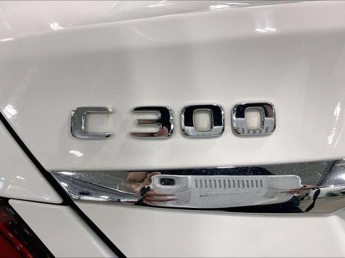 Used 2019 Mercedes-Benz C 300 4MATIC Sedan image 8