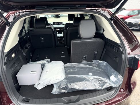 New 2026 MAZDA CX-90 Plug-In Hybrid w/Premium Sport AWD/4WD image 11