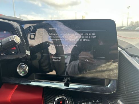 Used 2023 Chevrolet Corvette Z06 w/ Z07 Performance Package image 11