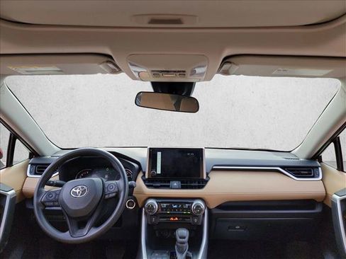 Used 2025 Toyota RAV4 XLE w/ Convenience Package FWD image 18