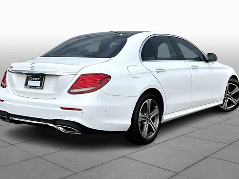 Used 2019 Mercedes-Benz E 300 image 12