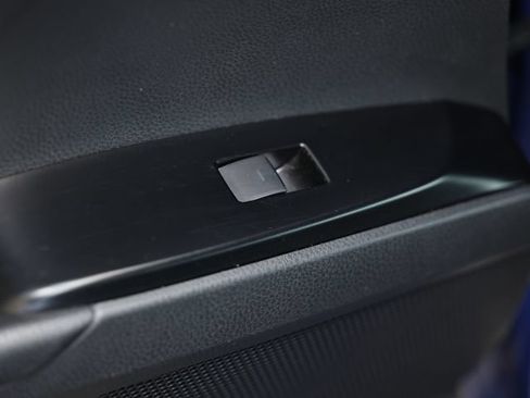 Used 2025 Toyota Camry SE FWD image 23