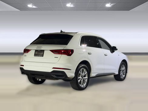Used 2024 Audi Q3 2.0T Premium Plus w/ Premium Plus Package AWD/4WD image 9