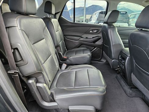 Used 2020 Chevrolet Traverse LT w/ LT Premium Package AWD/4WD image 30