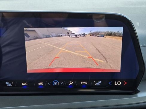 New 2026 Chevrolet Traverse LT w/ Midnight/Sport Edition image 13