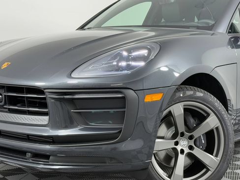 Certified 2026 Porsche Macan AWD/4WD image 12