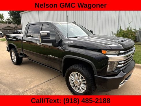 Used 2022 Chevrolet Silverado 2500 High Country w/ Safety Package II AWD/4WD image 3