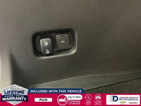 Used 2024 Ford Edge Titanium image 44