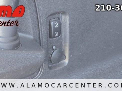 Used 2013 Lincoln MKX FWD image 28