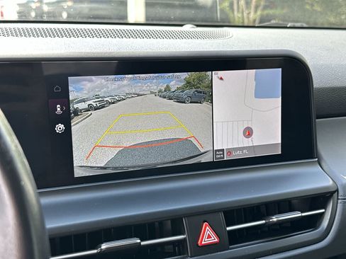 Used 2024 Kia Seltos EX FWD image 27