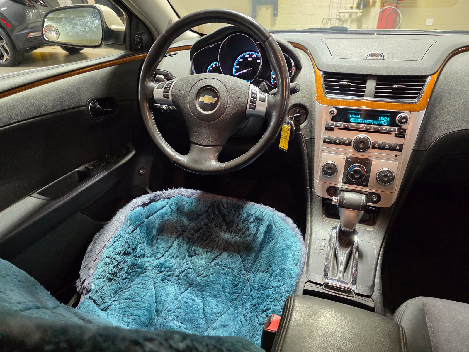 Used 2009 Chevrolet Malibu LT FWD image 15