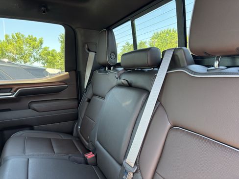 Used 2022 GMC Sierra 1500 Denali AWD/4WD image 30