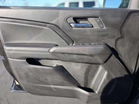 Used 2023 Chevrolet Colorado LT w/ LT Convenience Package II image 34