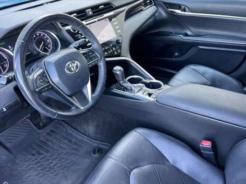 Certified 2019 Toyota Camry XLE w/ Sunroof Package FWD image 11