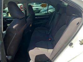 Used 2020 Toyota Camry LE FWD image 5
