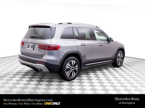 New 2026 Mercedes-Benz GLB 250 4MATIC image 6