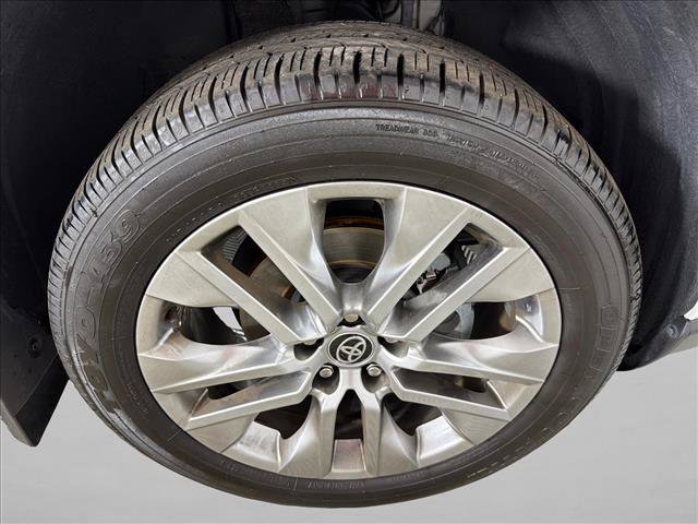 Used 2025 Toyota RAV4 Limited FWD image 13