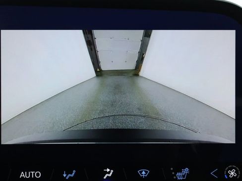 Used 2024 Chevrolet Blazer EV LT image 15