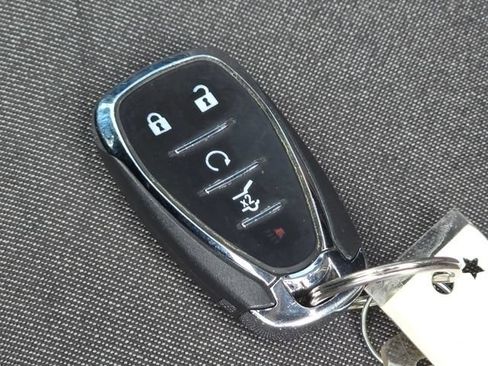 Used 2019 Chevrolet Equinox LT AWD/4WD image 38