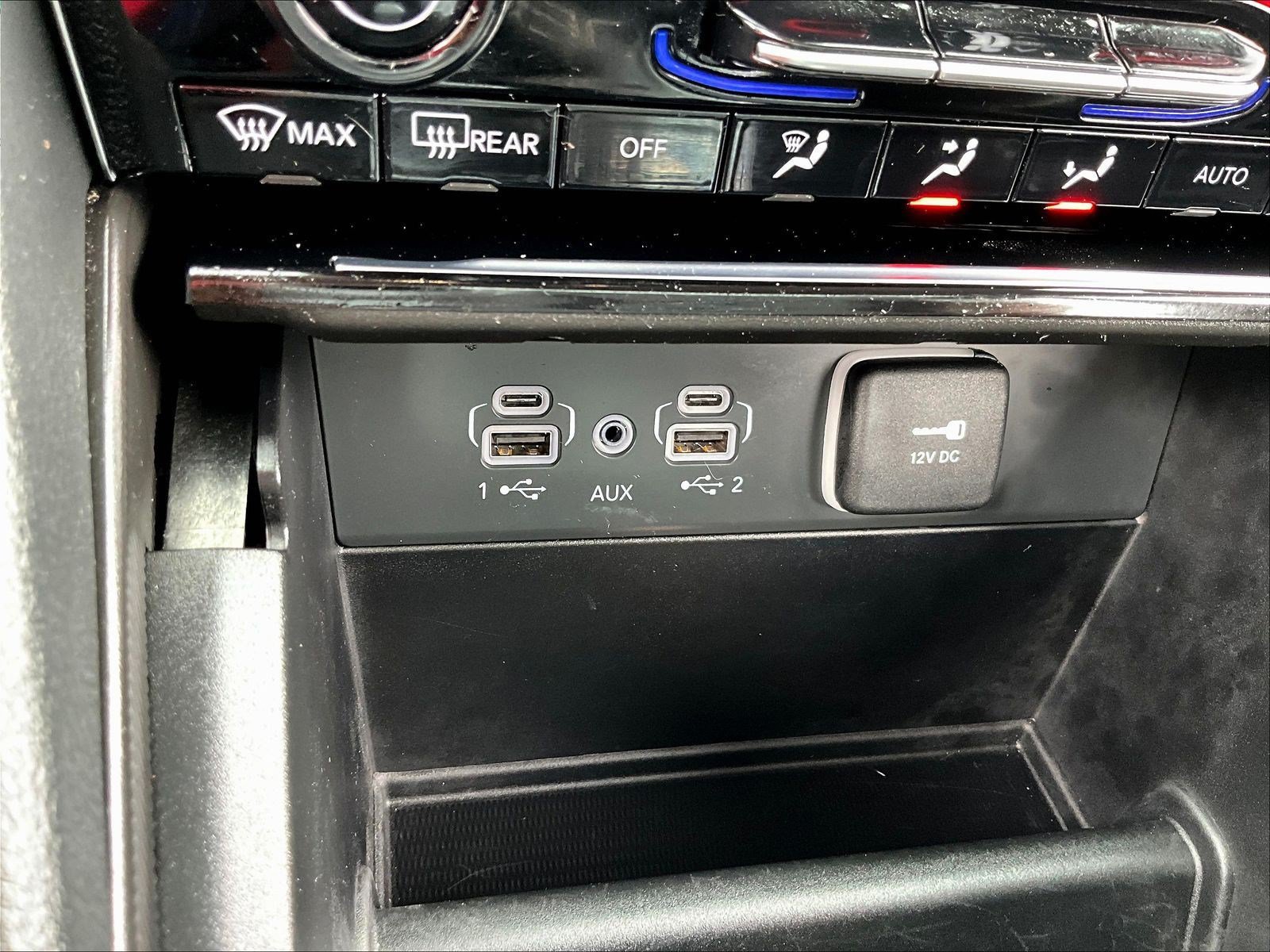 Used 2023 Jeep Grand Cherokee Limited AWD/4WD image 16