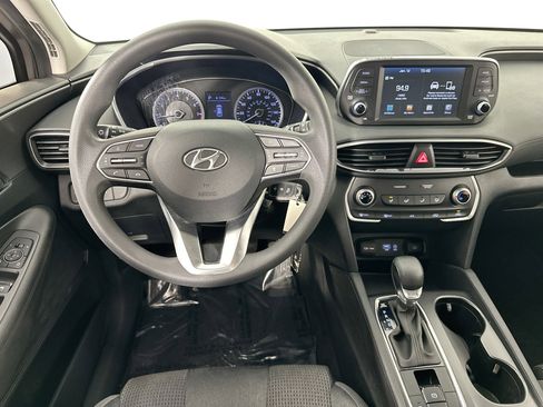 Used 2020 Hyundai Santa Fe SE image 18
