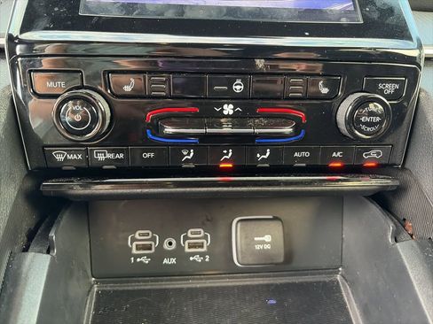 Certified 2025 Jeep Grand Cherokee Altitude image 20