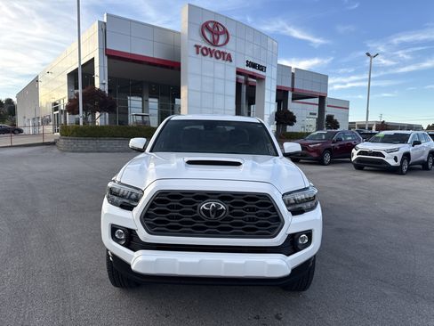 Certified 2023 Toyota Tacoma TRD Sport image 8