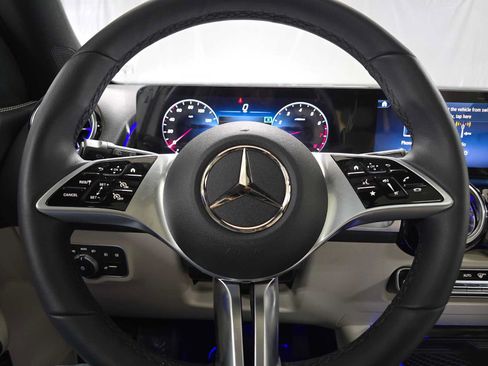 Certified 2026 Mercedes-Benz GLB 250 4MATIC image 26