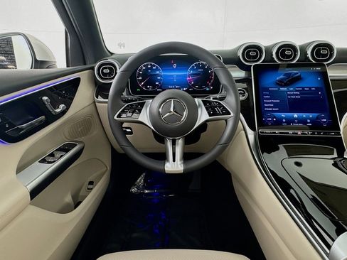 New 2026 Mercedes-Benz GLC 300 4MATIC image 4