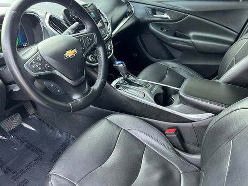 Used 2018 Chevrolet Volt Premier w/ Driver Confidence Package image 10