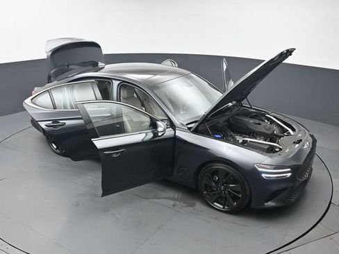 Used 2023 Genesis G70 2.0T w/ Sport Prestige Package RWD image 54