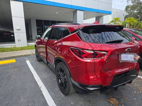 Used 2021 Chevrolet Blazer RS w/ Enhanced Convenience Package image 7