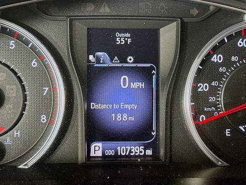 Used 2015 Toyota Camry SE image 19