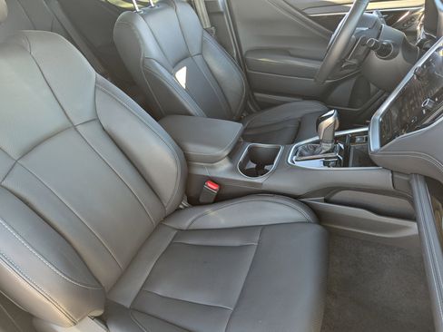 Used 2025 Subaru Outback Touring XT w/ Popular Package #2 image 8