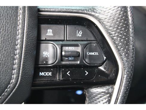 Used 2022 Toyota Tundra Limited w/ TRD Off-Road Package image 18