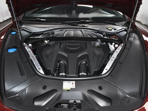 Used 2023 Porsche Panamera Platinum Edition image 69