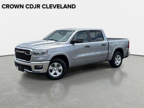 Used 2025 RAM 1500 Big Horn AWD/4WD image 1