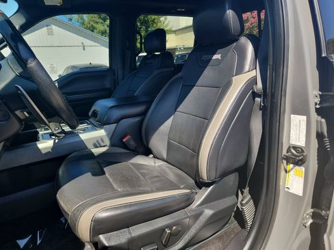 Used 2018 Ford F150 Raptor w/ Equipment Group 802A Luxury AWD/4WD image 13