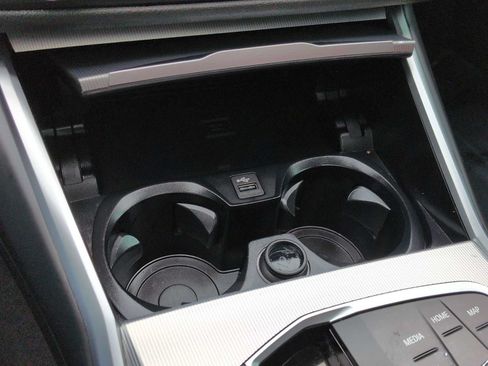 Used 2023 BMW i4 eDrive35 w/ Premium Package RWD image 33