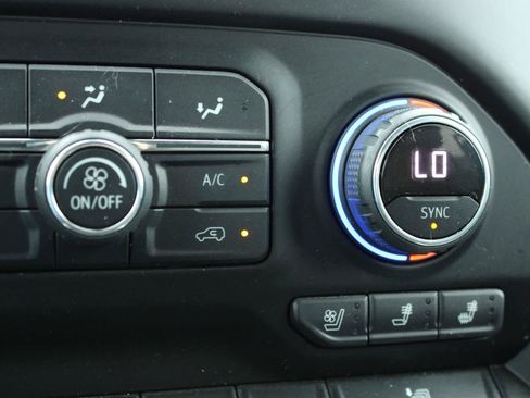 Used 2020 Chevrolet Silverado 2500 High Country AWD/4WD image 50