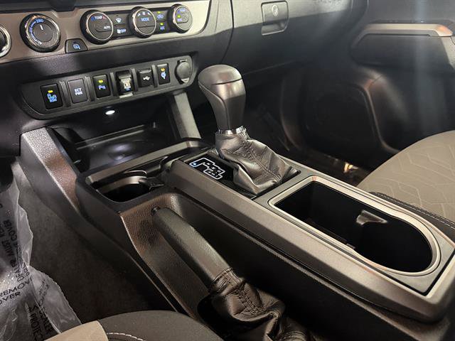 Certified 2022 Toyota Tacoma TRD Sport w/ Technology Package AWD/4WD image 19