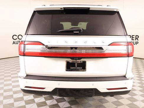 Used 2021 Lincoln Navigator Reserve w/ Luxury Package AWD/4WD image 24