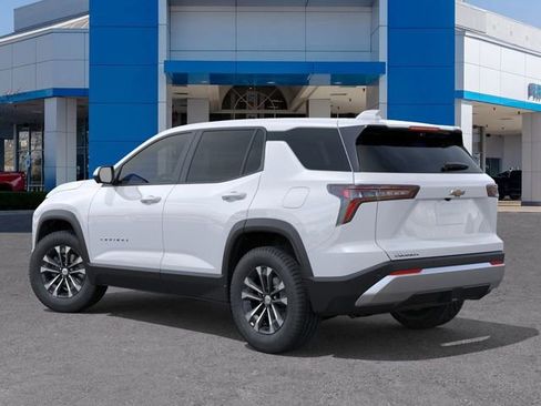 New 2026 Chevrolet Equinox LT image 3