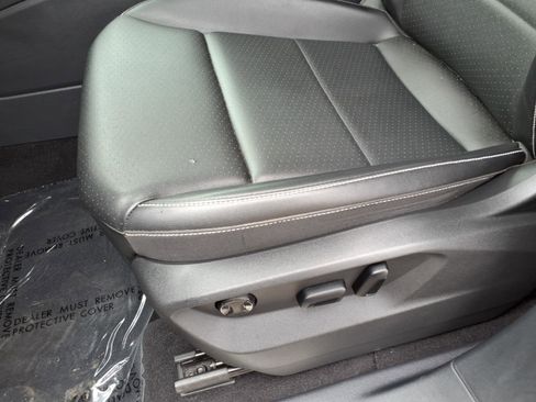 Used 2023 Volkswagen Atlas SE FWD image 25