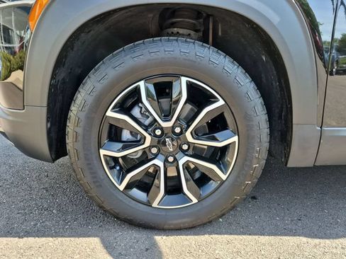Used 2024 Chevrolet TrailBlazer ACTIV w/ Convenience Package AWD/4WD image 34