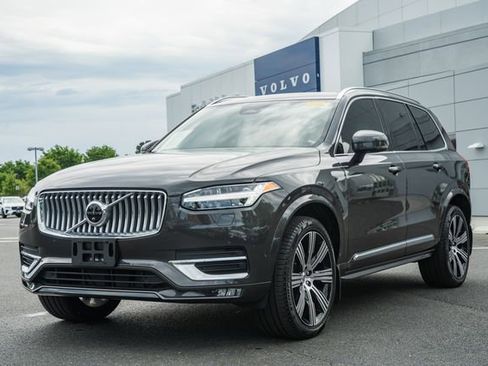Certified 2023 Volvo XC90 B6 Ultimate w/ Lounge Package AWD/4WD image 3