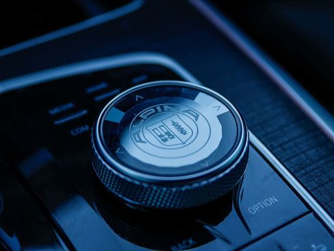 Used 2022 BMW ALPINA XB7 ALPINA XB7 image 27