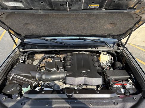 Used 2021 Toyota 4Runner SR5 Premium w/ Moonroof Package image 25