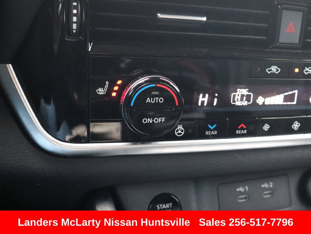 Used 2024 Nissan Rogue SL w/ SL Premium Package FWD image 22